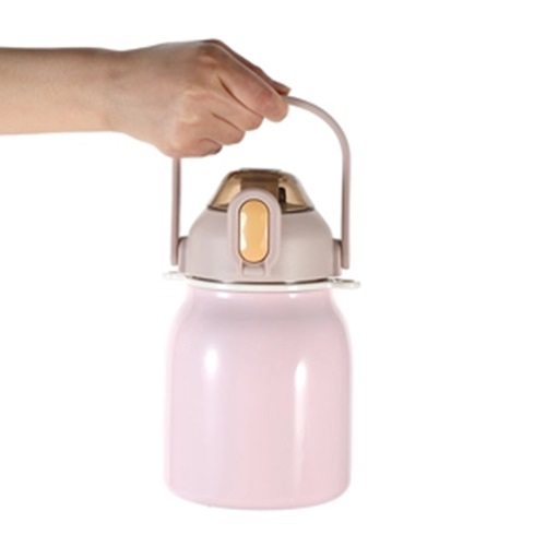 bulk-water-bottles-with-straw-5.jpg